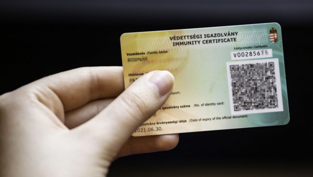védettségi1 Oltás van, gyógyszer lesz, de a pöttyös az igazi