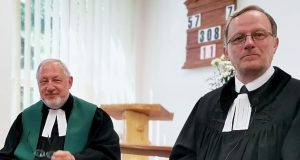 Árokásók helyett hídépítőkre van szükség árokásók helyett hídépítők