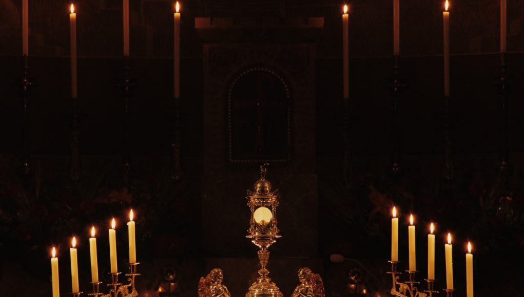 szentely latin mise