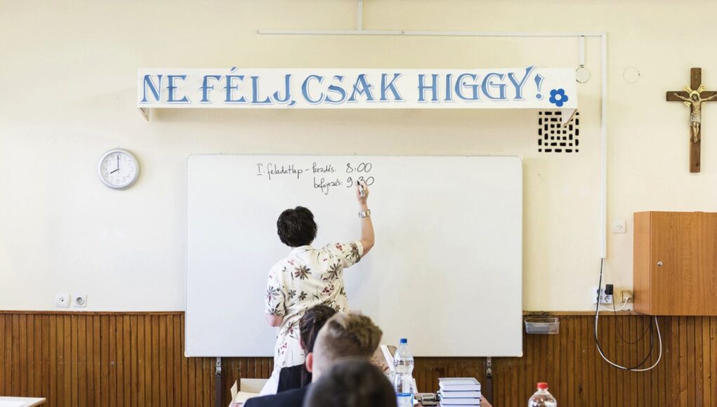 tanartuntet pedagógusok egyház