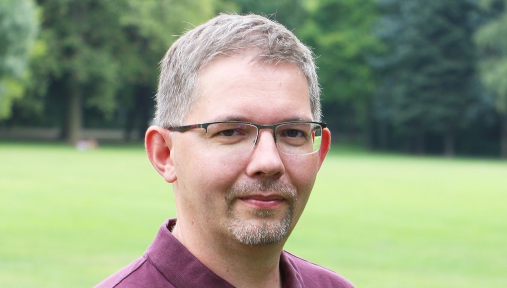gi_b Gégény István