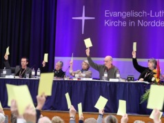 Női és ifjúsági kvótát vezetnek be a német evangélikusok