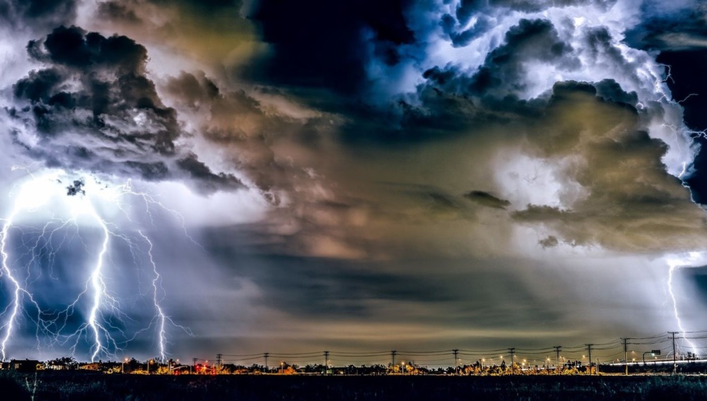 thunderstorm-1768742_1920 negatív érzelem