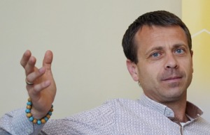 “Nem kiléptem a papságból, engem elzavartak”