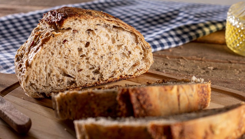bread-5702703_1280 hazugság