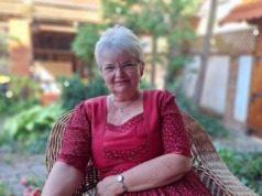 „A gyerekek sosem látott módon kíméletlenek egymással” – interjú Uzsalyné Pécsi Ritával
