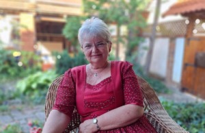 „A gyerekek sosem látott módon kíméletlenek egymással” – interjú Uzsalyné Pécsi Ritával