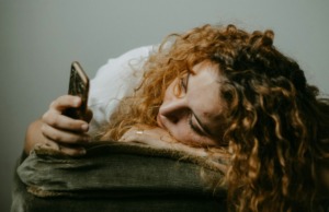 Akiknek már egy lájk is kihívás: így vigyázzunk egymásra a közösségi médiában!