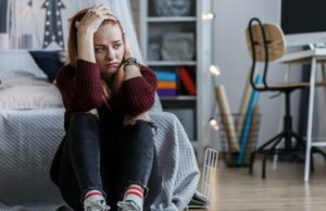 Nem a meleglobbitól kellene leginkább félteni gyerekeinket fiatalok depresszió