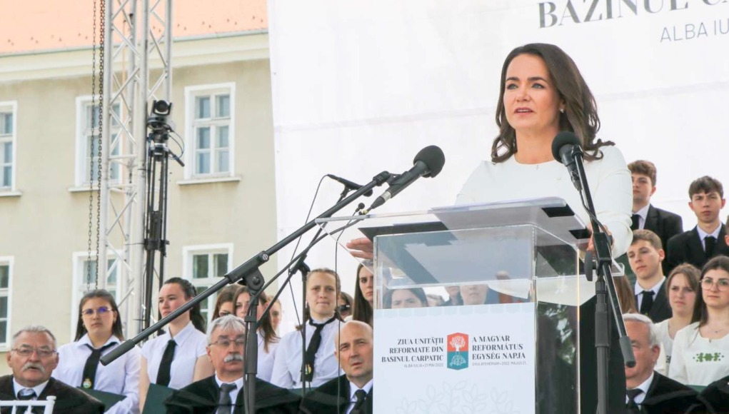 református
