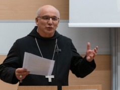 Íme, egy magyar katolikus intézmény, ahol már megvalósult a szinodalitás!