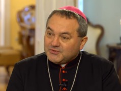 “Végtelen szomorú történetek” – bocsánatot kért a pécsi püspök