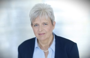 Mi legyen az egyházi oktatással? Mérlegen Lannert Judit miniszter iskolaképe